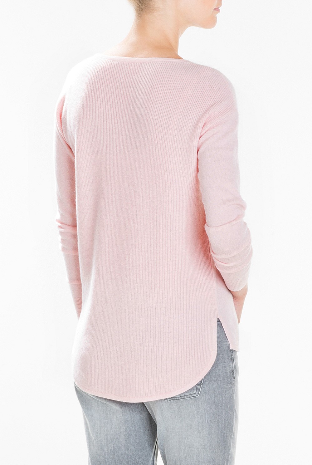 Curved Hem Knit