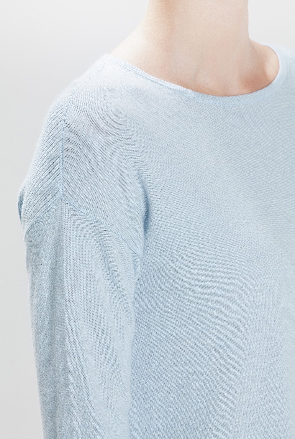 Curved Hem Knit