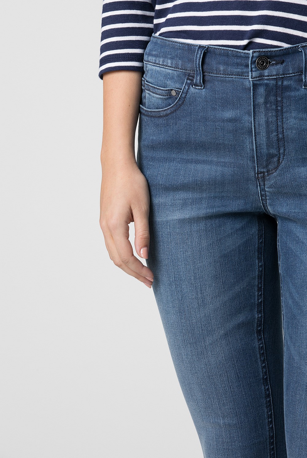 Dark Vintage Wash Full Length Slim Jean
