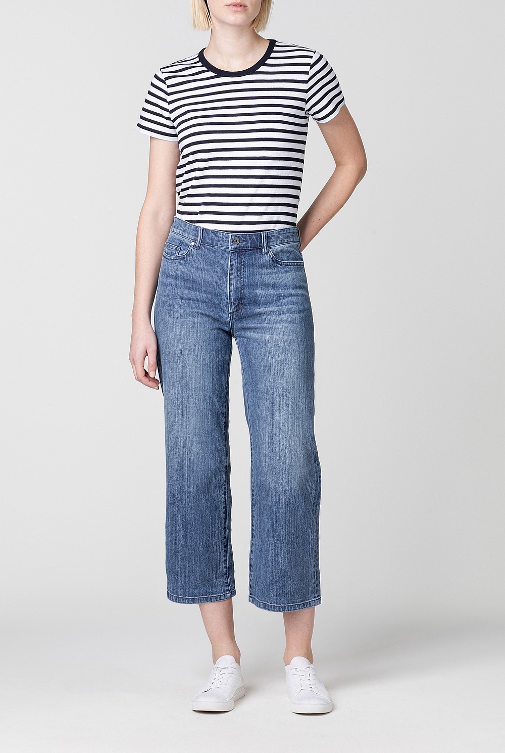 Wide Leg Cropped Jean