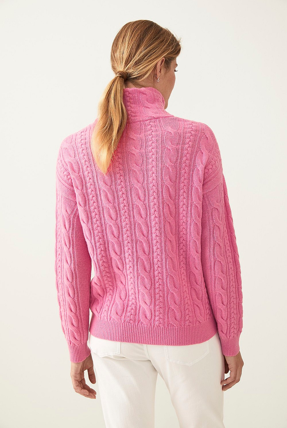 Relaxed Cable Merino Sculpted Knit