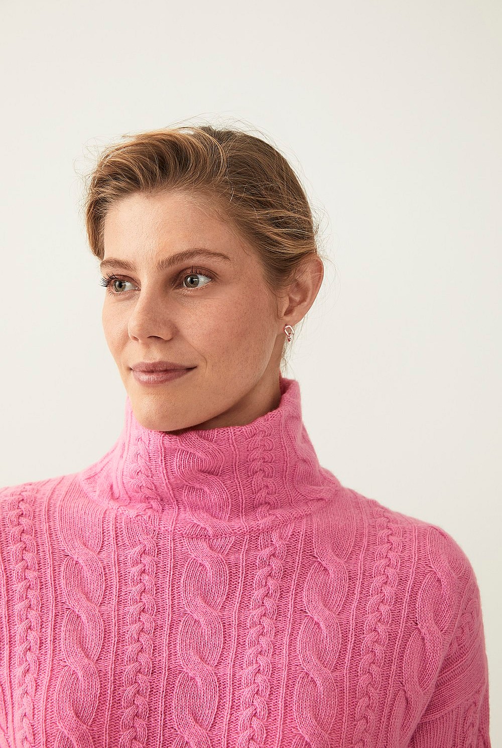 Relaxed Cable Merino Sculpted Knit