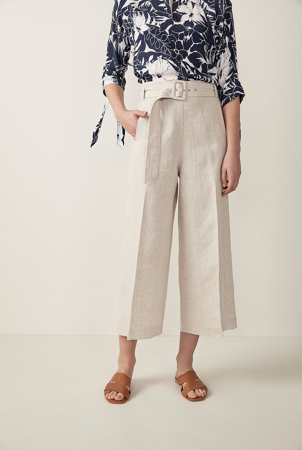Linen Wide Leg Crop Trouser
