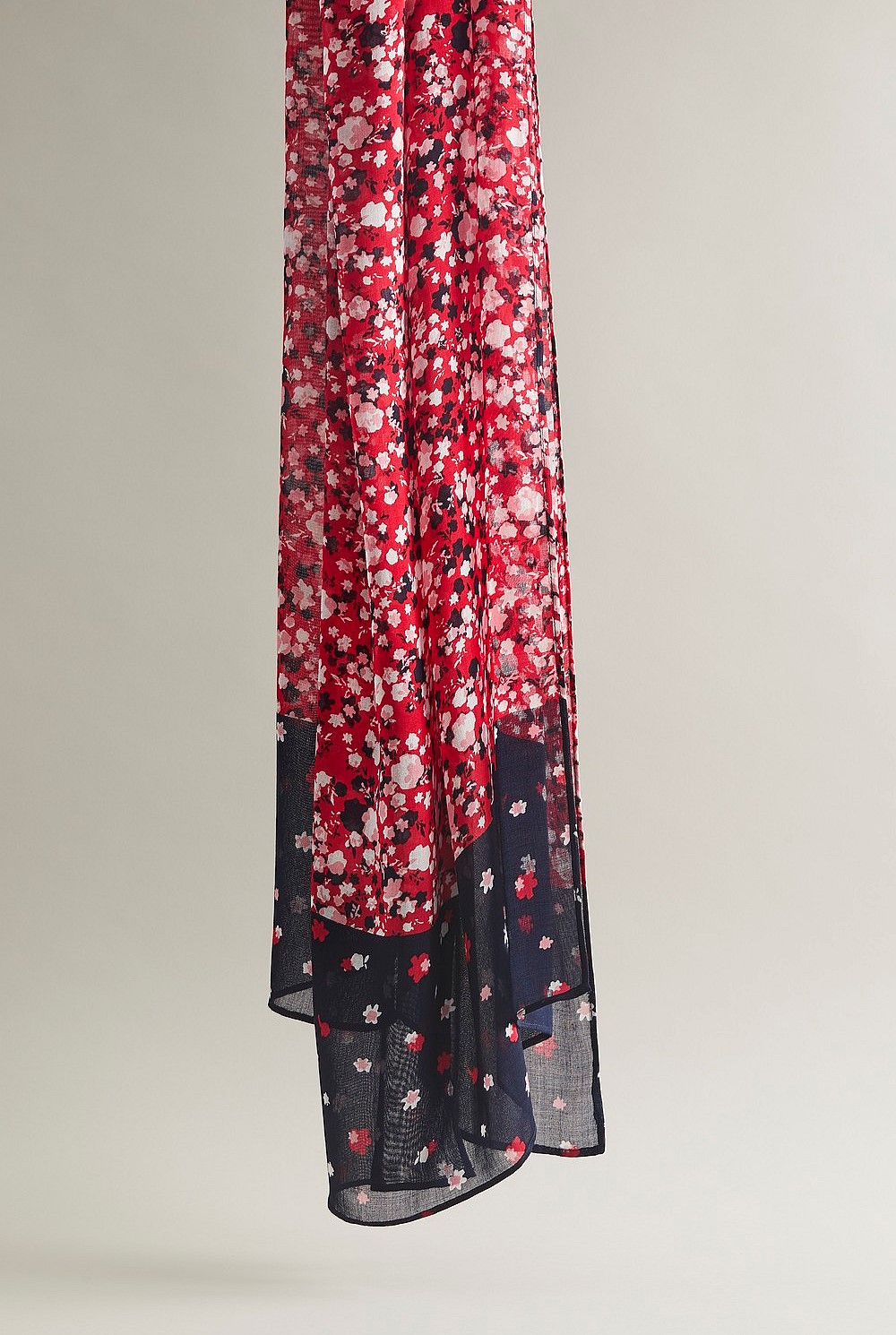 Kimia Floral Scarf