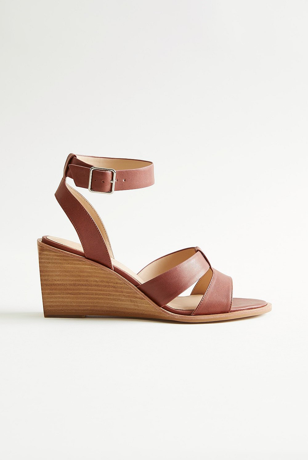 Claudia Wedge