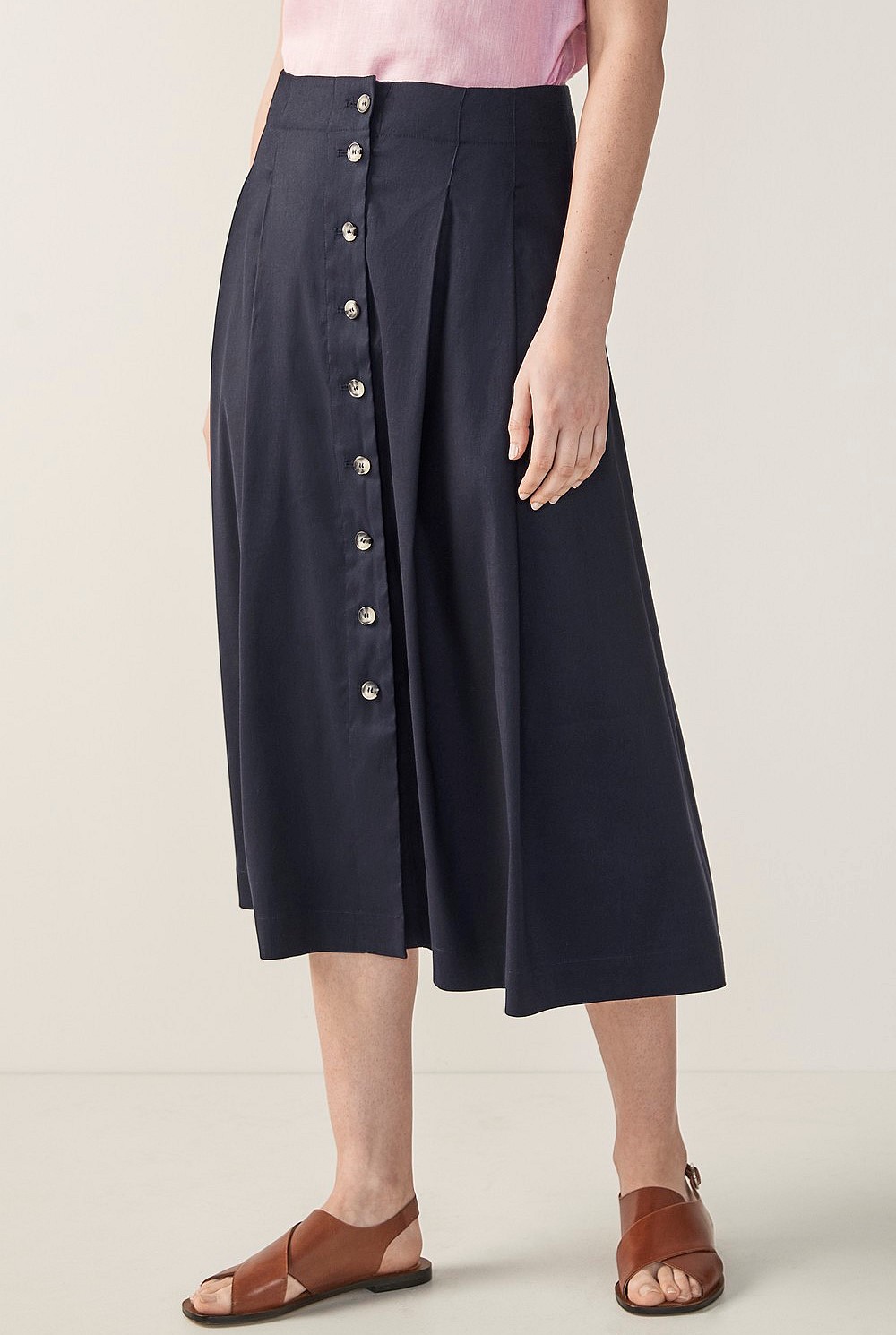Stretch Linen Pleat Front Skirt