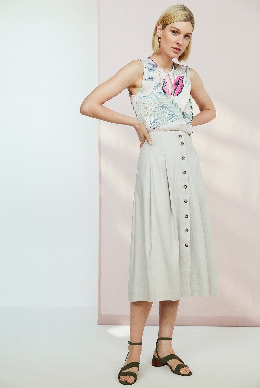 Yarn Dyed Stretch Linen Pleat Skirt