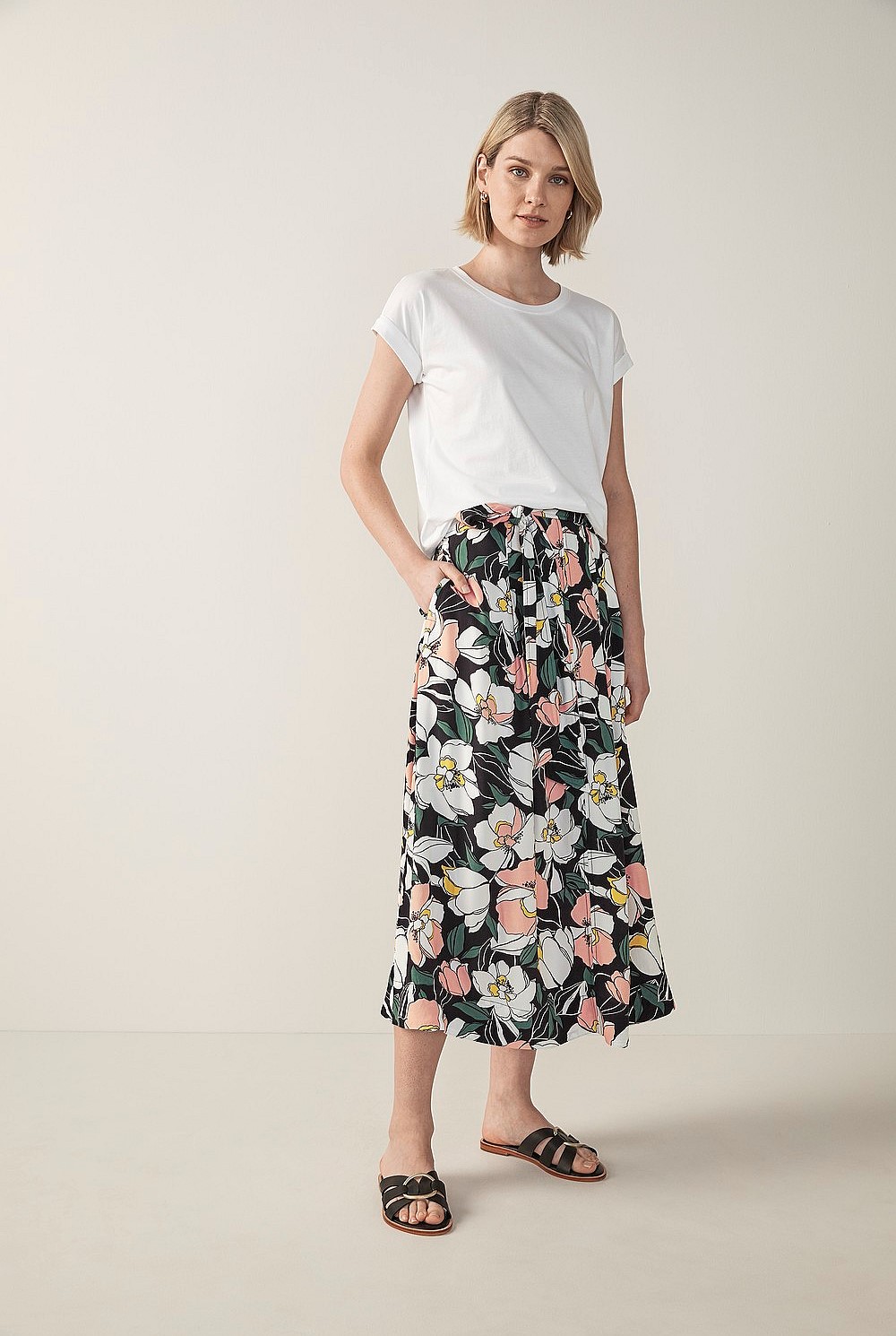Magnolia Print Skirt