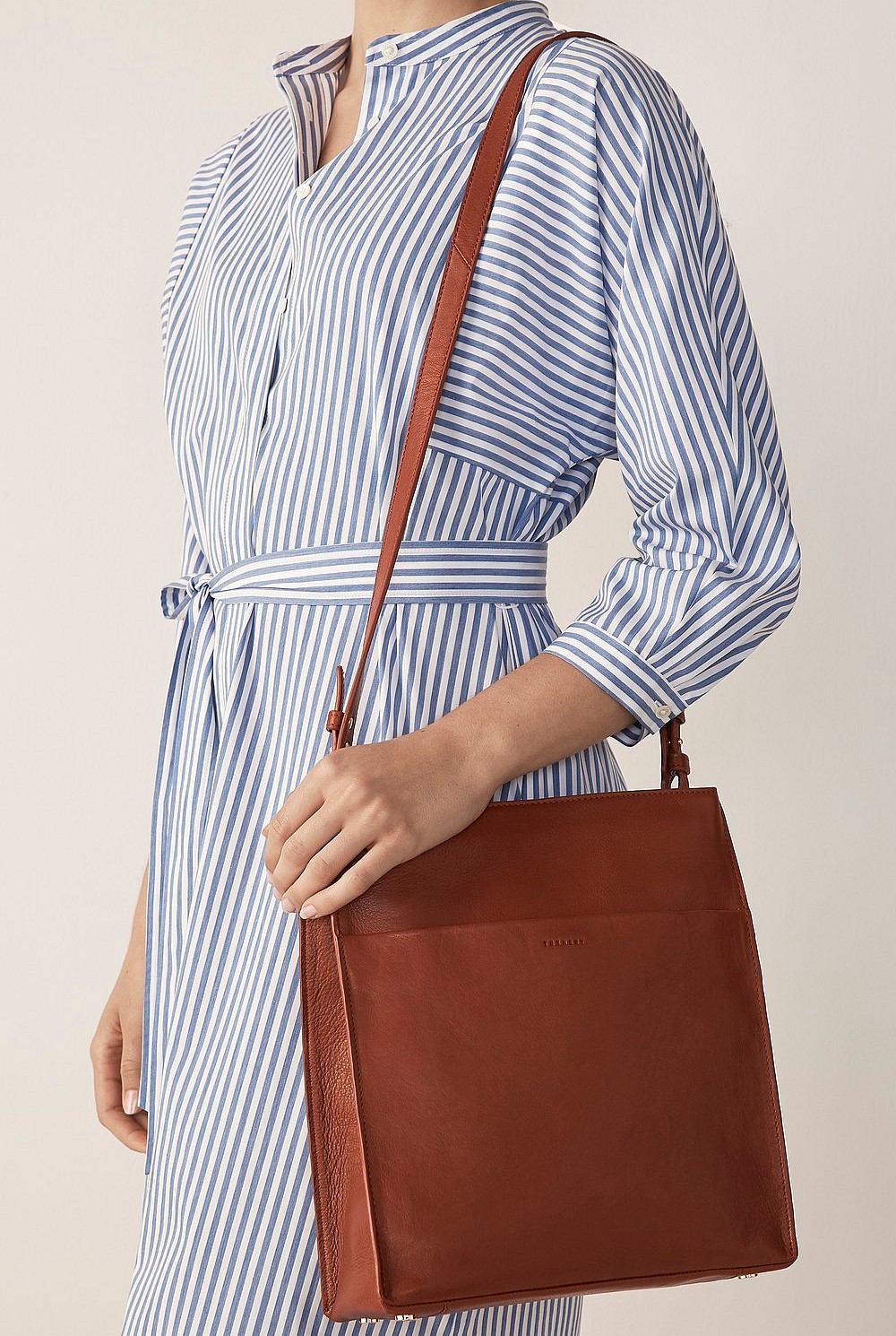 Henrietta Crossbody