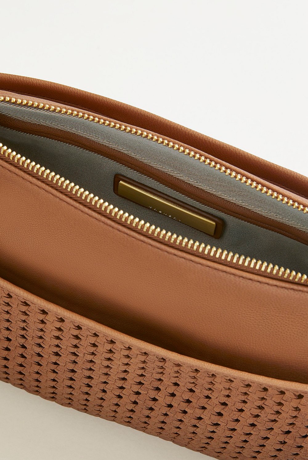 Vera Woven Sling