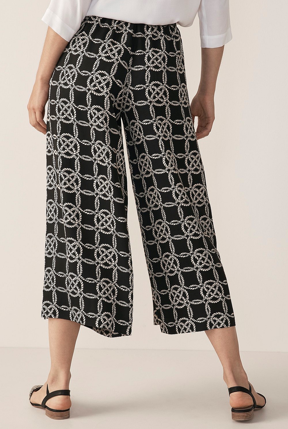 Rope Print Wide Leg Pant