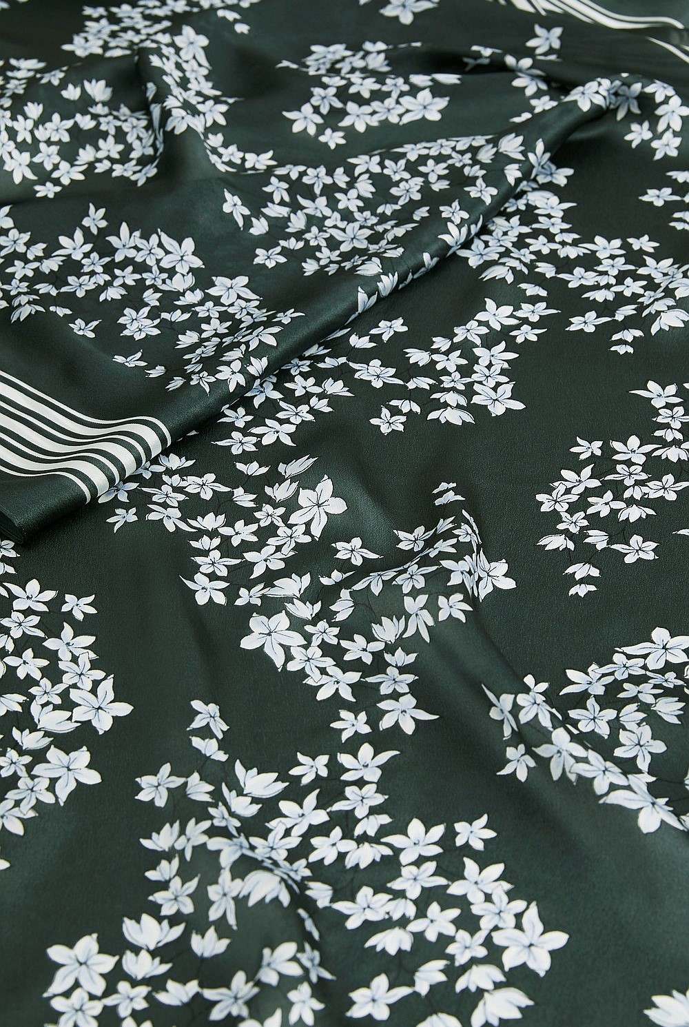 Elanora Floral Scarf
