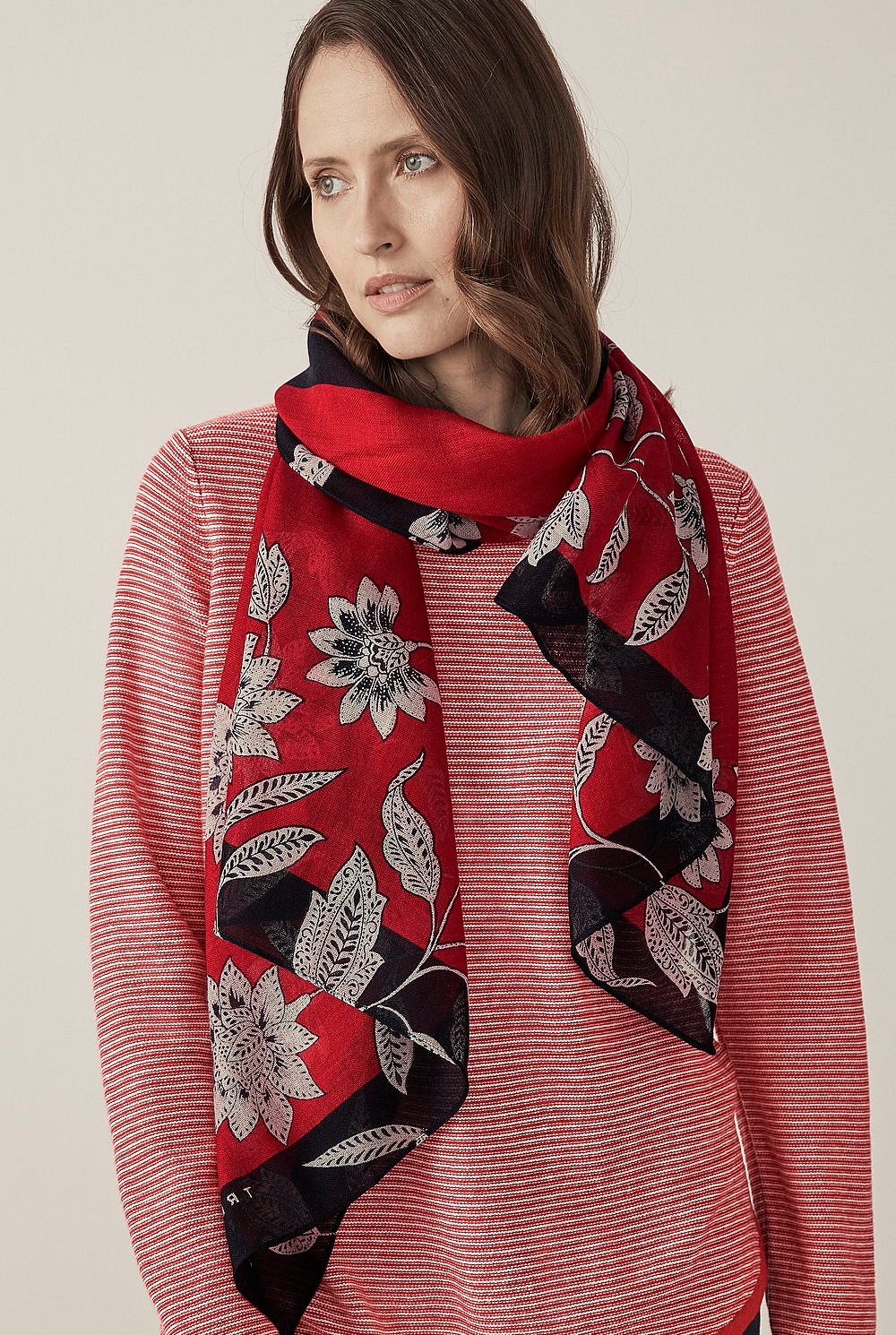 Rosalita Scarf