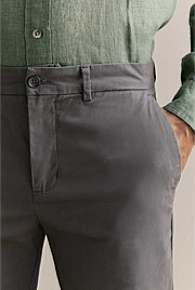 Regular Fit Modern Chino Pant