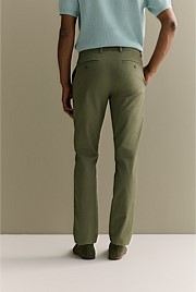 Regular Fit Modern Chino Pant